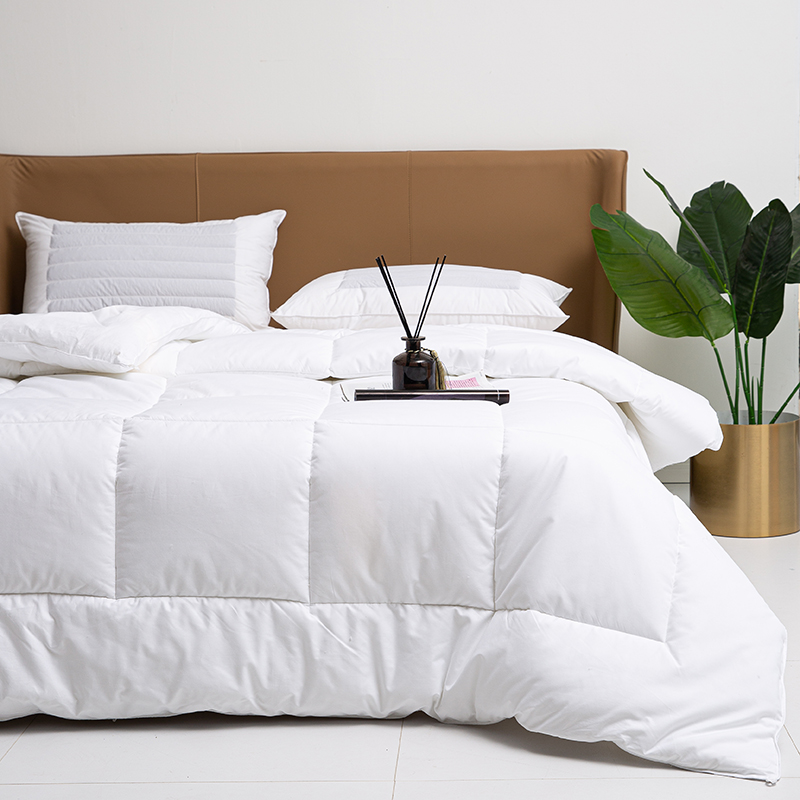 100% bawełna 300 g Wypełnienie kołdry Letnia kołdra Pikowana biała kołdra Produkcja 100% bawełna 300 g Wypełnienie kołdry Letnia kołdra Pikowana biała kołdra Produkcja