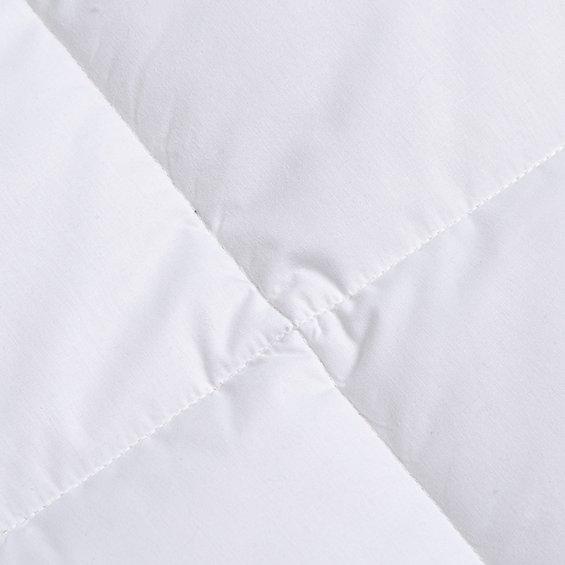 100% bawełna 300 g Wypełnienie kołdry Letnia kołdra Pikowana biała kołdra Produkcja 100% bawełna 300 g Wypełnienie kołdry Letnia kołdra Pikowana biała kołdra Produkcja