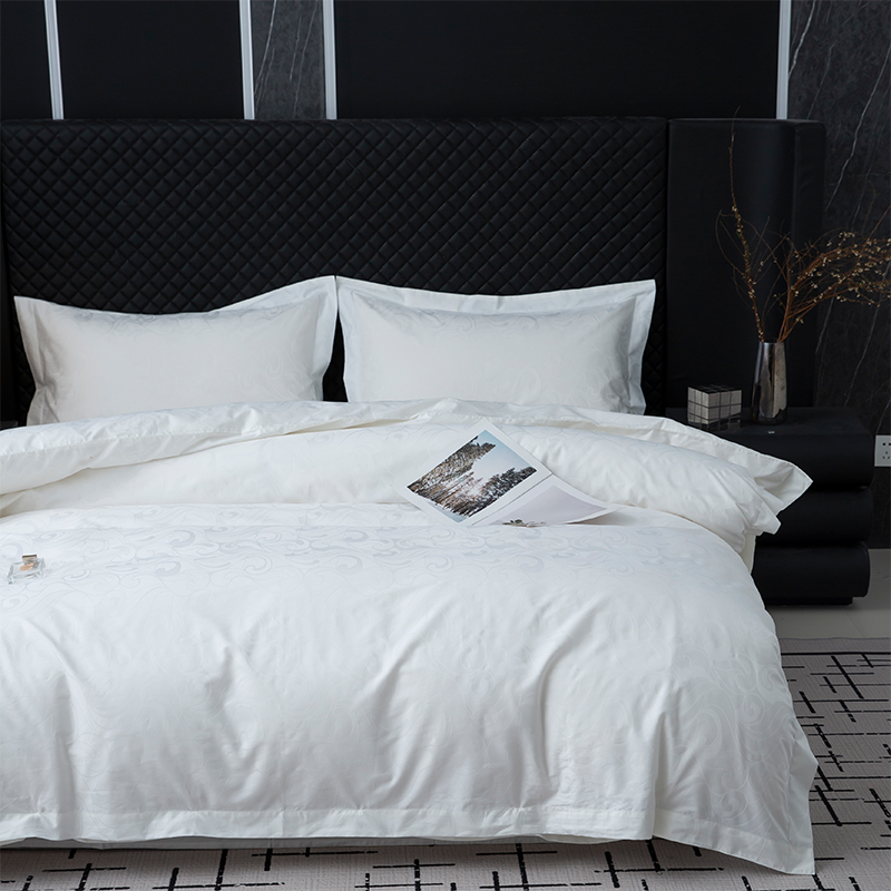 Nowy komplet pościeli żakardowej ze 100% satyny bawełnianej w kolorze białym hotelowym Nowy komplet pościeli żakardowej ze 100% satyny bawełnianej w kolorze białym hotelowym