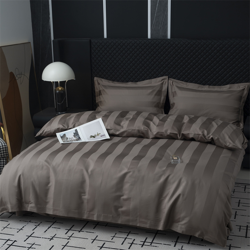 Zestaw pościeli z satyny bawełnianej 750TC w paski o średnicy 7 cm Zestaw pościeli z satyny bawełnianej 750TC w paski o średnicy 7 cm