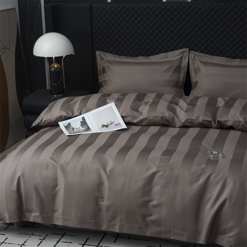 Zestaw pościeli z satyny bawełnianej 750TC w paski o średnicy 7 cm Zestaw pościeli z satyny bawełnianej 750TC w paski o średnicy 7 cm