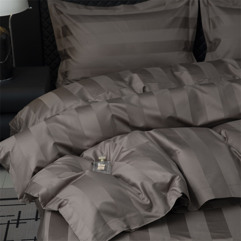 Zestaw pościeli z satyny bawełnianej 750TC w paski o średnicy 7 cm Zestaw pościeli z satyny bawełnianej 750TC w paski o średnicy 7 cm